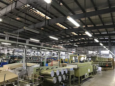 Extruding machine